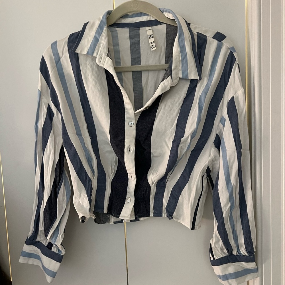 Zara Blue Stripes Long-Sleeved Crop Top